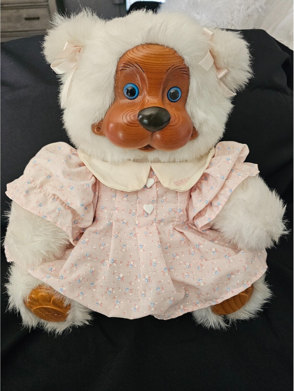 Vintage 1989 Robert Raikes Liza Bear Wooden Face Plush The Good Company 12 1/2''